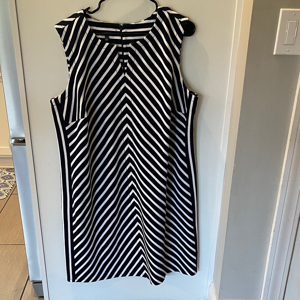 Talbots Navy Blue and White Chevron Midi Dress